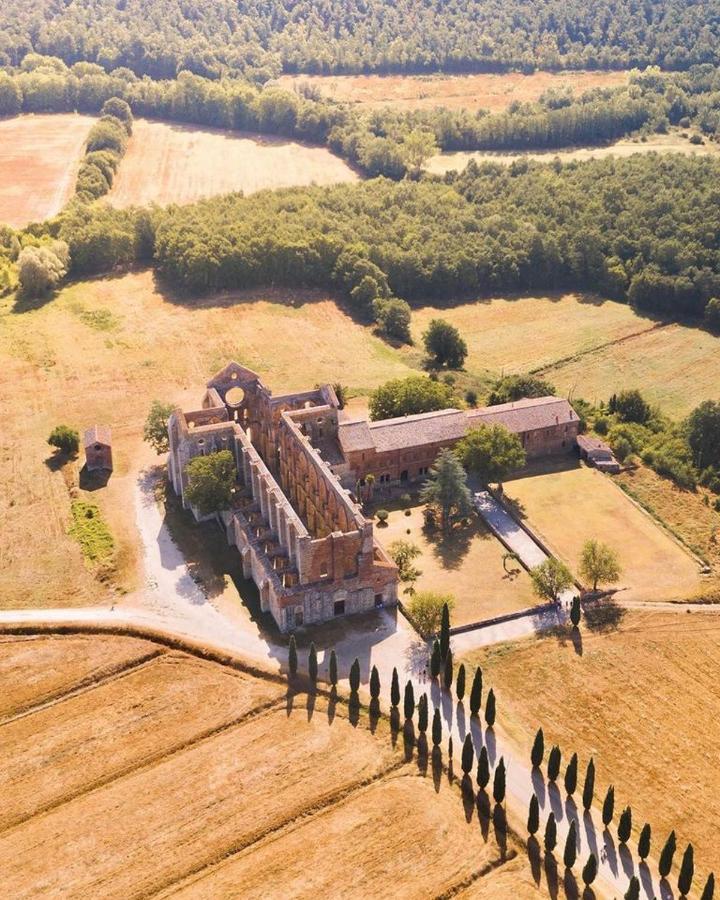 Гостевой дом La Fattoria Montalcinello Кьюздино Экстерьер фото