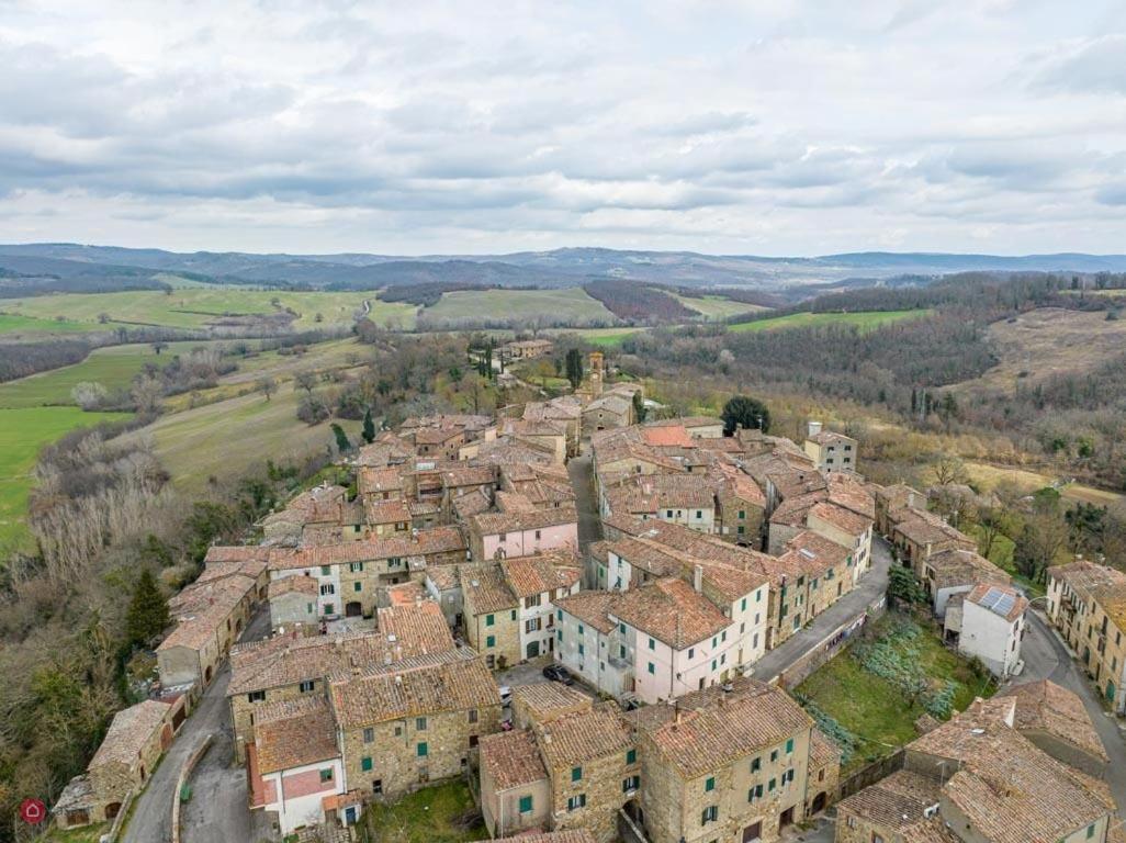 Гостевой дом La Fattoria Montalcinello Кьюздино Экстерьер фото