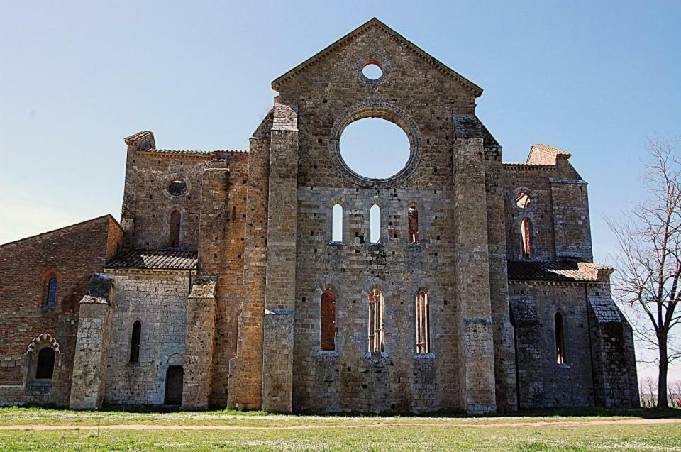 Гостевой дом La Fattoria Montalcinello Кьюздино Экстерьер фото